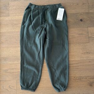 lululemon athletica green DKFR Sweatpants